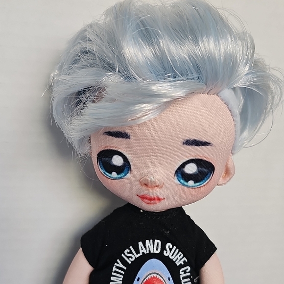 Na!Na!Na! Surprise Doll - Picture 2 of 8